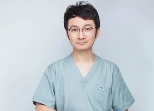 西安腹壁整形哪个医生技术好？刘宾、崔鑫腹壁成型实力大PK