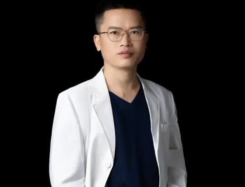海口隆鼻口碑好的医生盘点，李海明、梁如光假体自体软骨隆鼻人气高