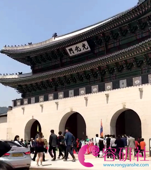 韩国旅游必去的七个地方之光化门