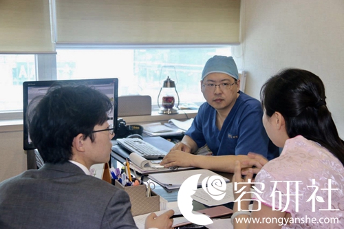高难度鼻修复专家魏亨坤接受社长大大采访
