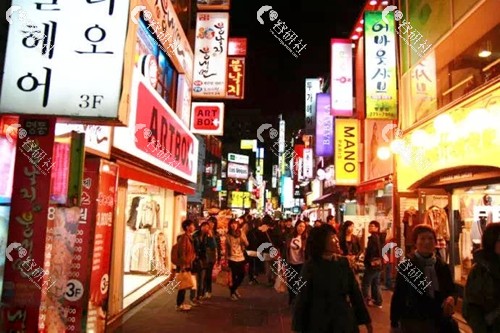 首尔人气高的夜景名所——明洞夜景