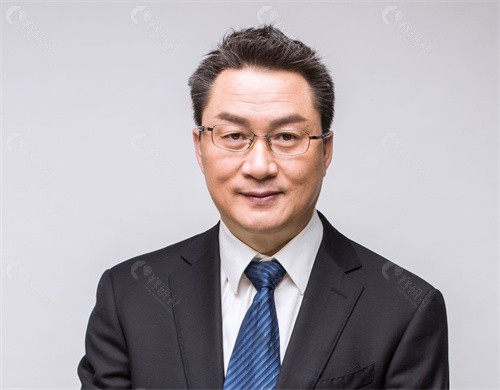 夏国兴做胸怎么样？