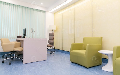 宁波艺星整形医院诊疗室环境