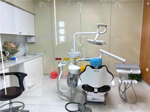 惠州深惠口腔医院种植牙多少钱一颗