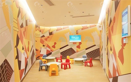 深圳博爱曙光医院眼科儿童游乐区