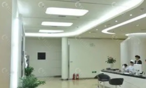 湖南省人民医院整形科大厅