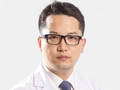 房志强做鼻子收费价格表