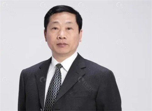 王沛森脂肪丰胸价格