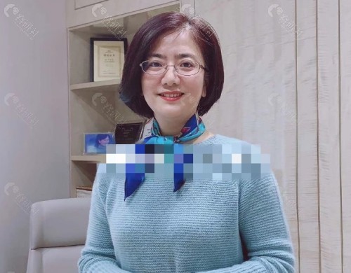 许凤芝面部轮廓固定特色
