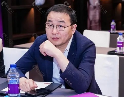 葛海辉医生做鼻子隆胸好吗