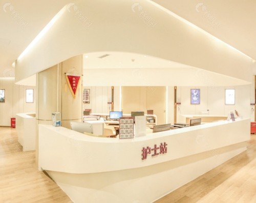重庆华美整形外科医院前台