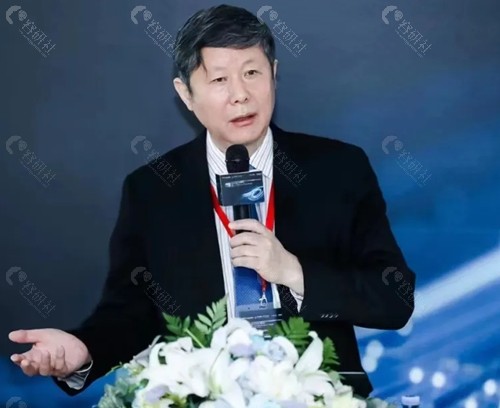 杨大平隆胸好吗