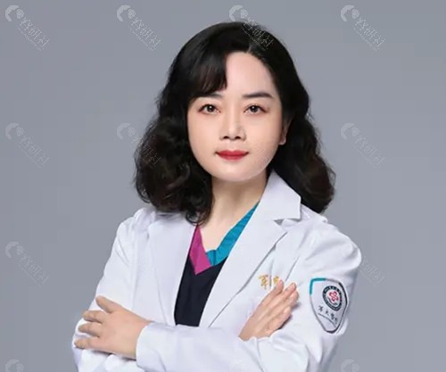 沈燕华做眼修复技术好吗