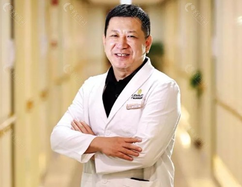 郝永生做面部拉皮手术好吗