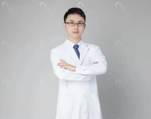 虞国锋隆鼻好吗
