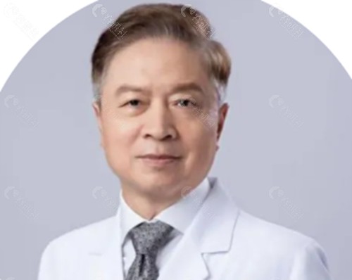 许扬滨脂肪丰胸怎么样