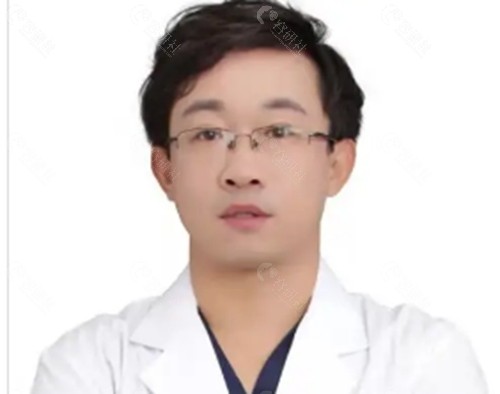 杨柠泽做鼻修复好吗 杨柠泽做鼻修复好吗