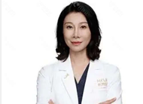 黄剑媚胸修复手术好吗 黄剑媚胸修复手术好吗